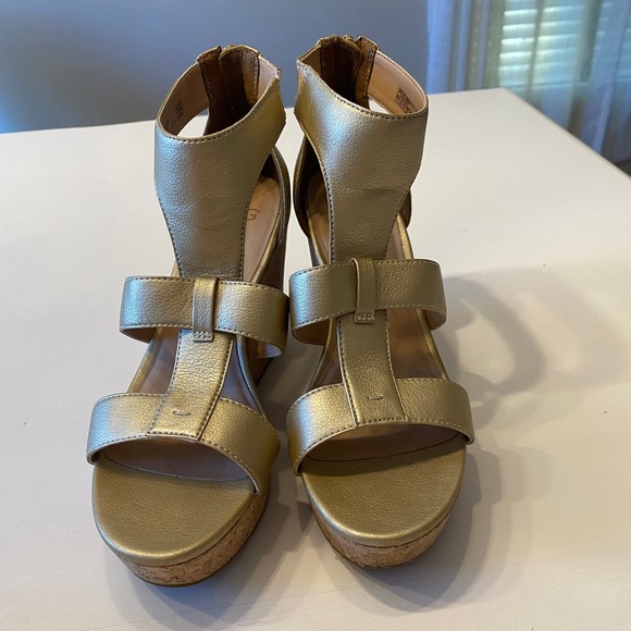 UGG Whitney Gold Metallic Cork Wedge Platform Sandal Women's Size 7 - Picture 5 of 13